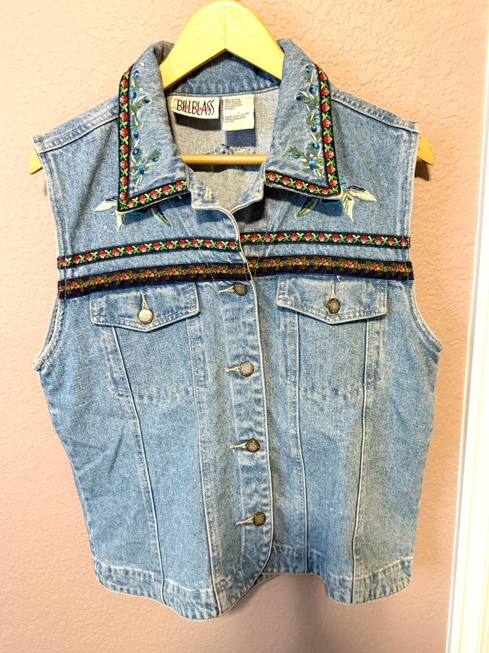 Vintage Bill Blass Jeans Embroidered Light Blue Denim Vest